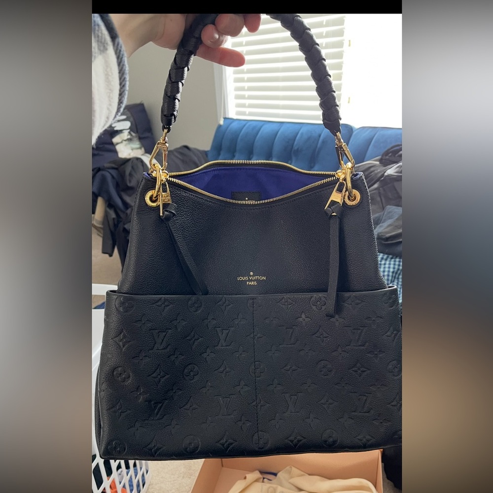 Authentic Louis Vuitton Empreinte Maida Hobo